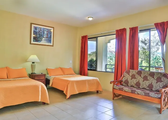 Pacifico Loft Hotel